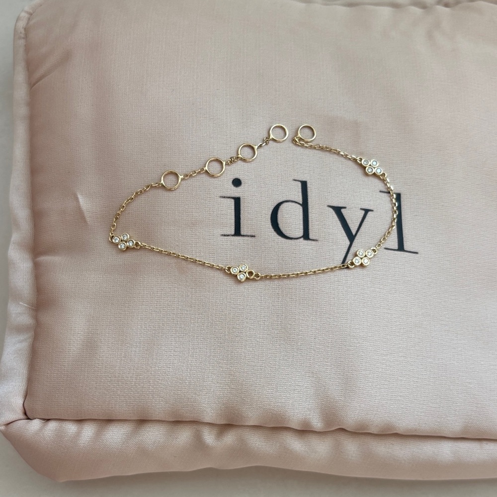 Idyl Gold “Glow” Bracelet in 14k Yellow Gold - Picture 6 of 8